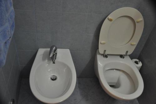 '