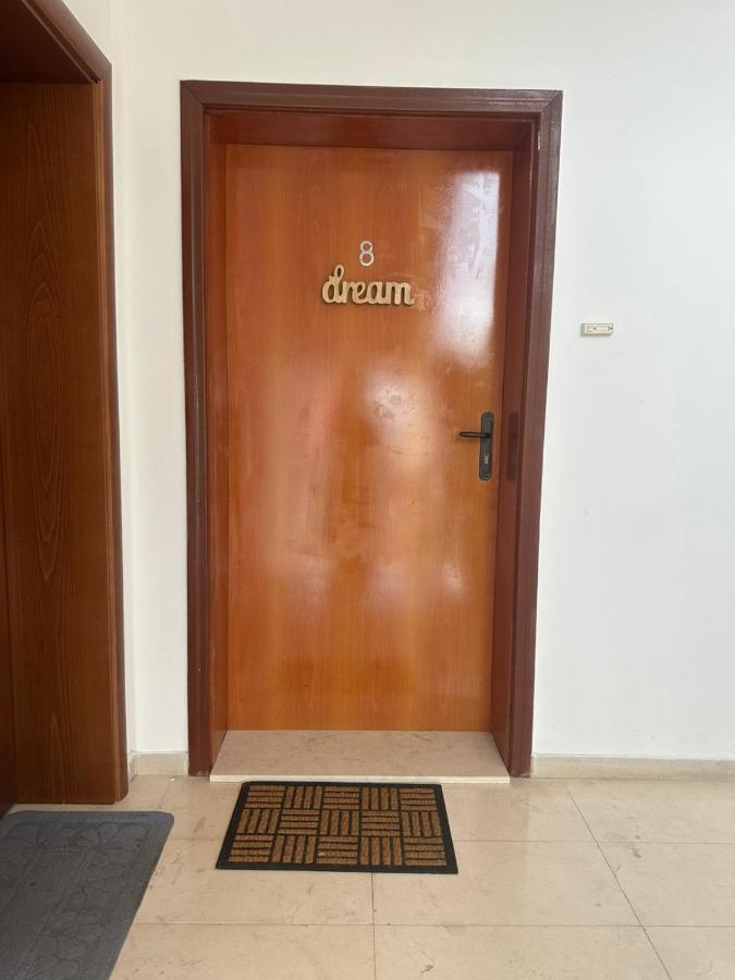 '