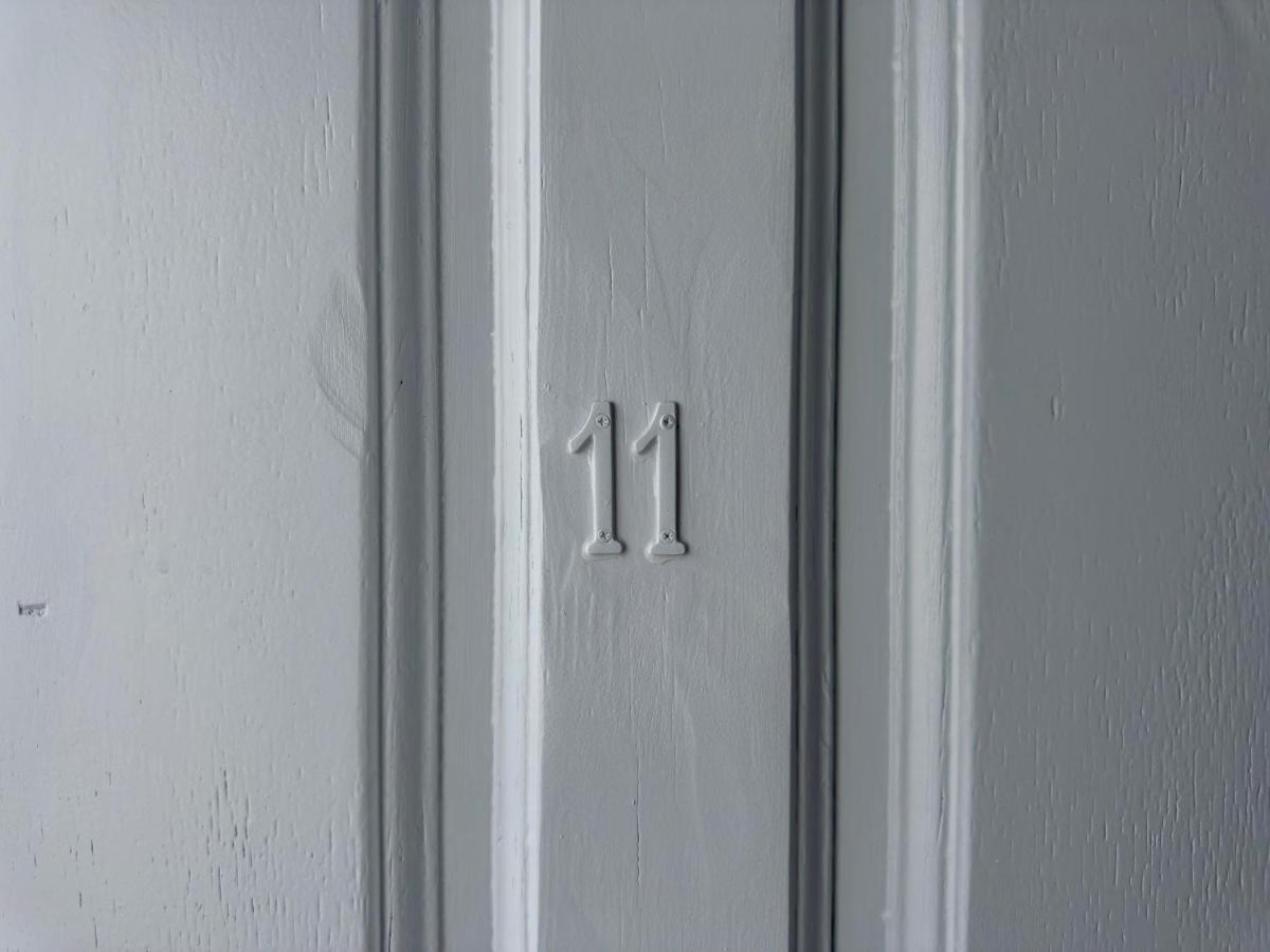 '
