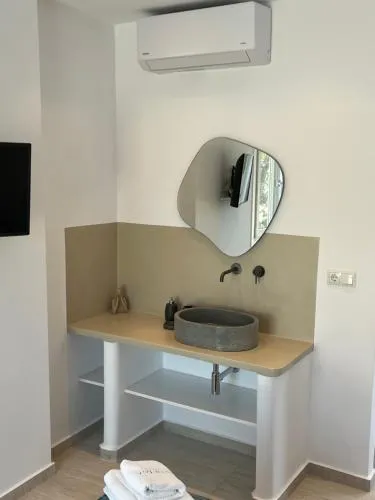 '
