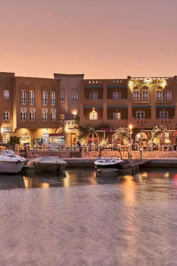Captain's Inn Hotel