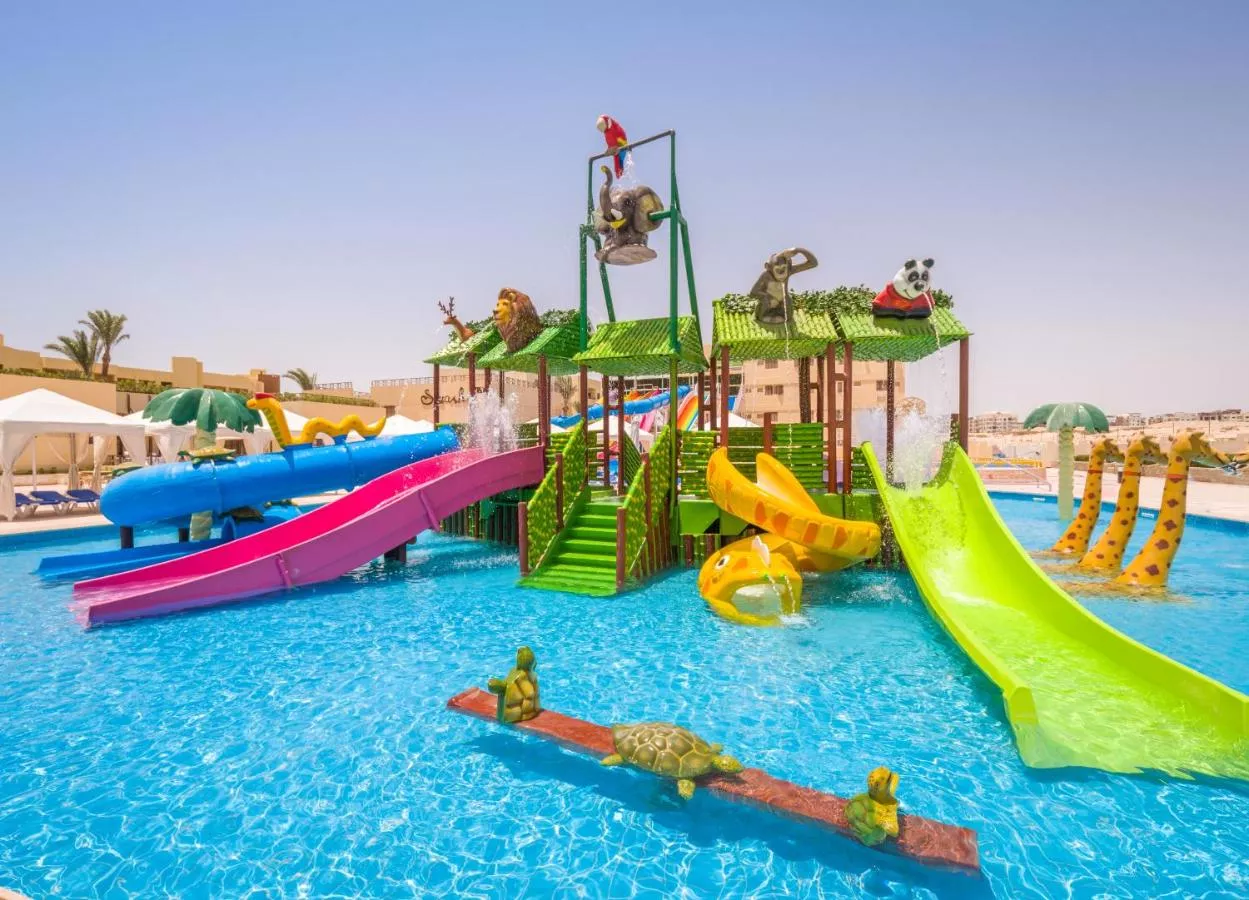 Sunny Days Mirette Family Resort & Aqua Park