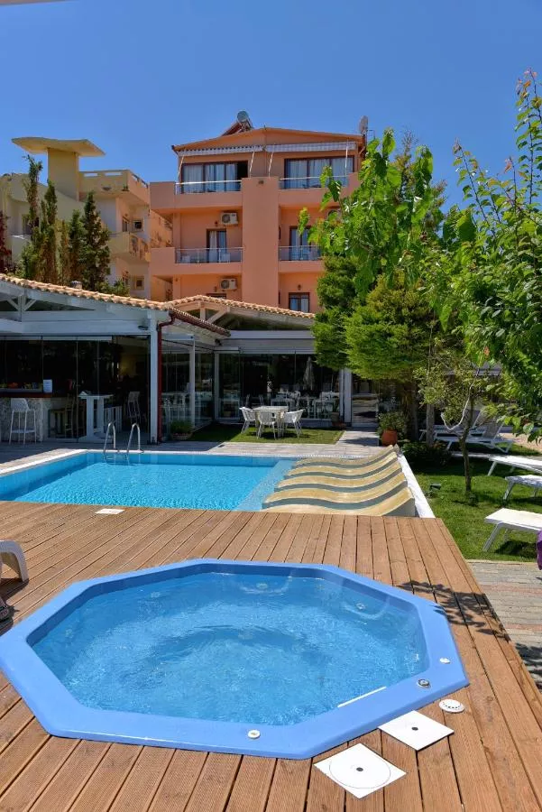 Georgia's Garden Hotel by Omilos Hotels