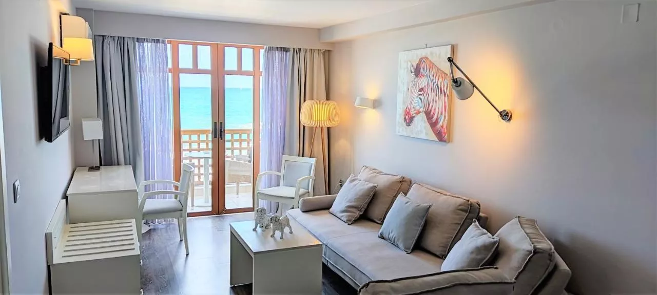 Ammos Suites