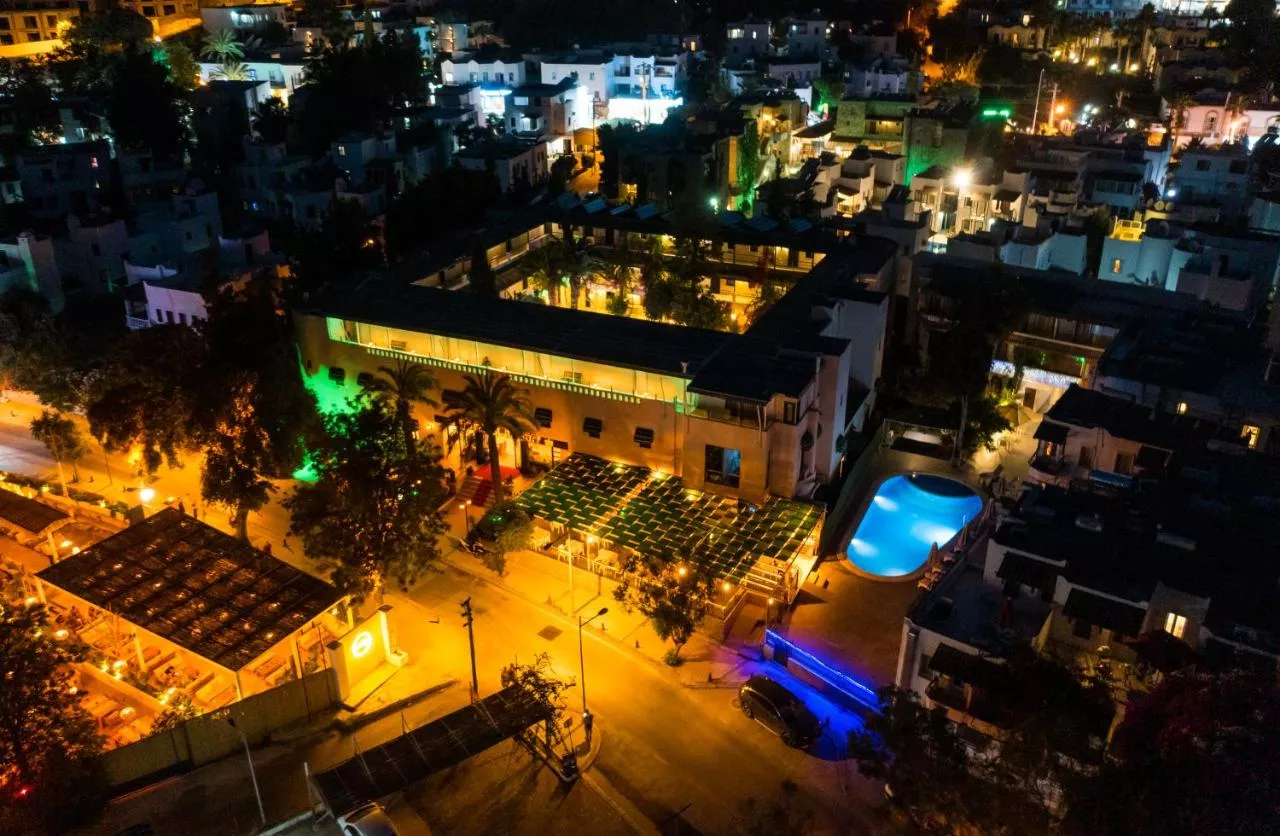 Hotel Bleu Nuit