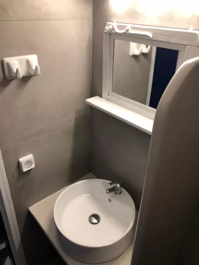 '