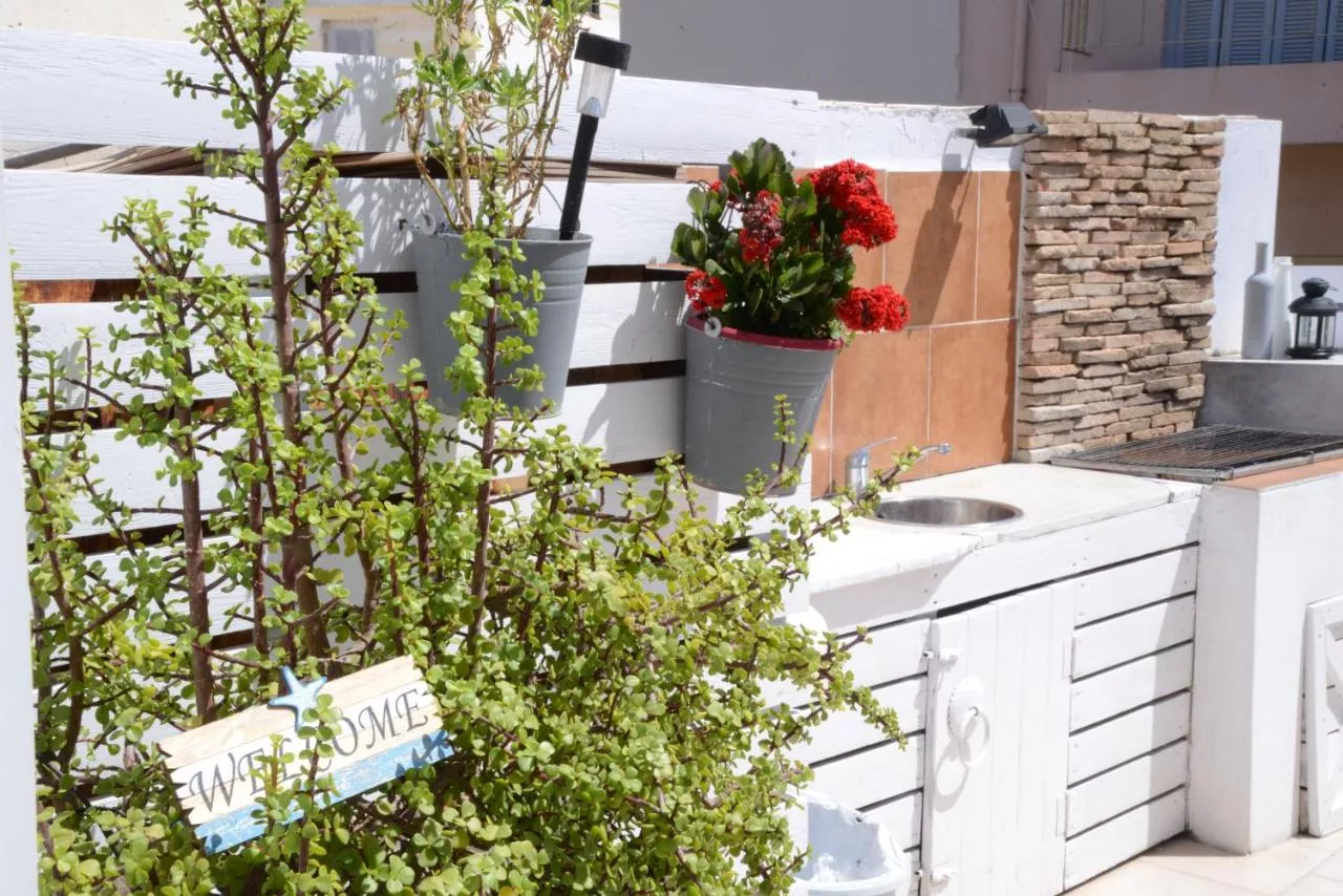 Maisonette Near Beach & City Center