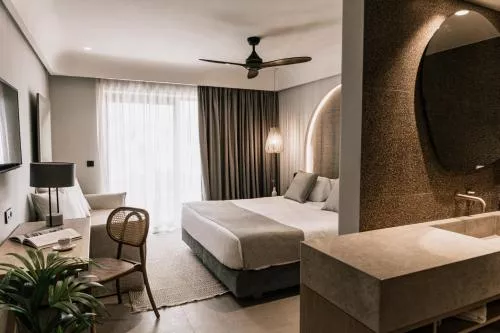 Paralos Venus Suites