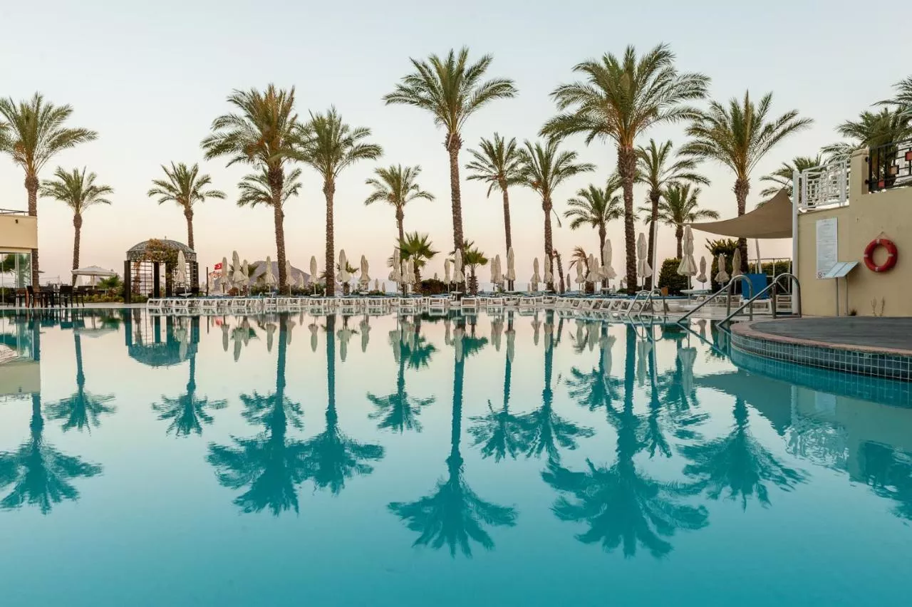 Arin Resort