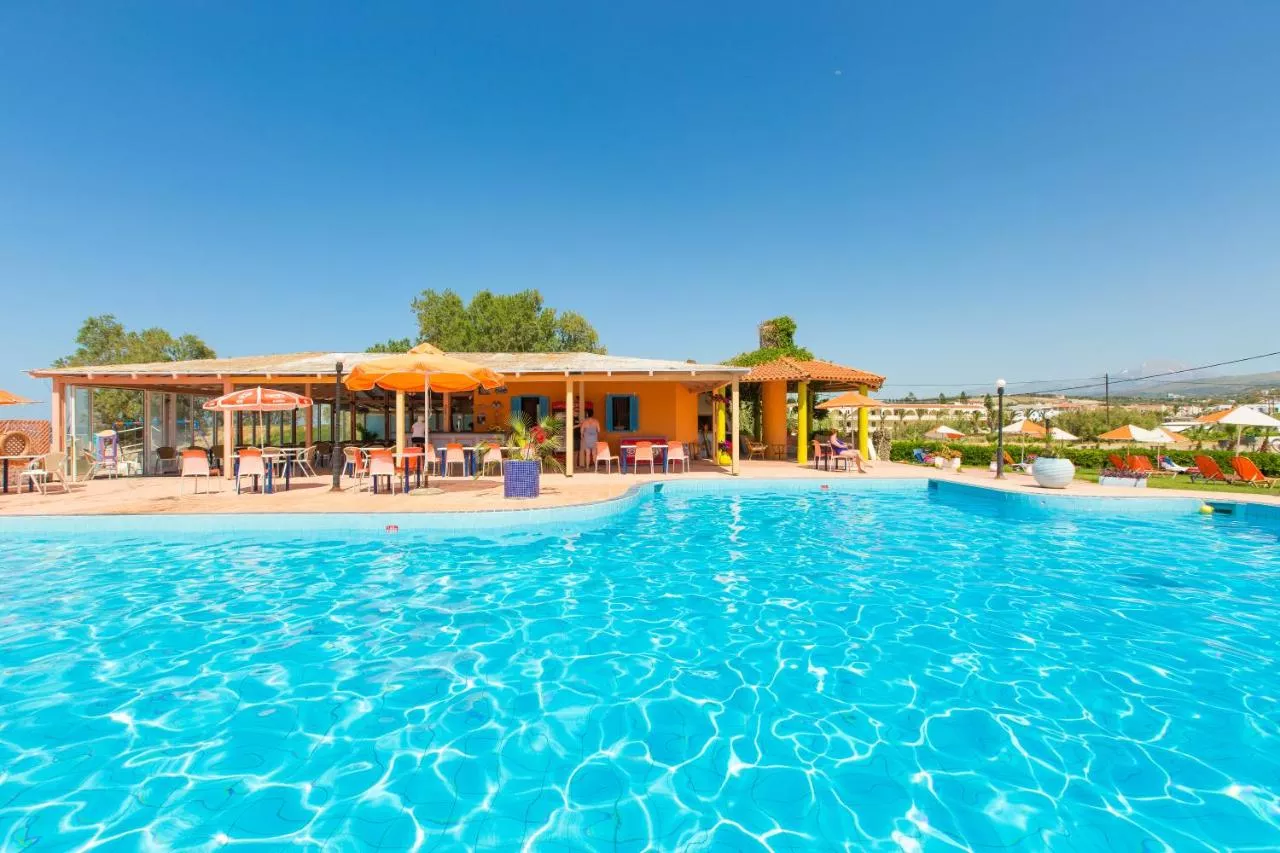 Trefon Hotel Apartments & Suites