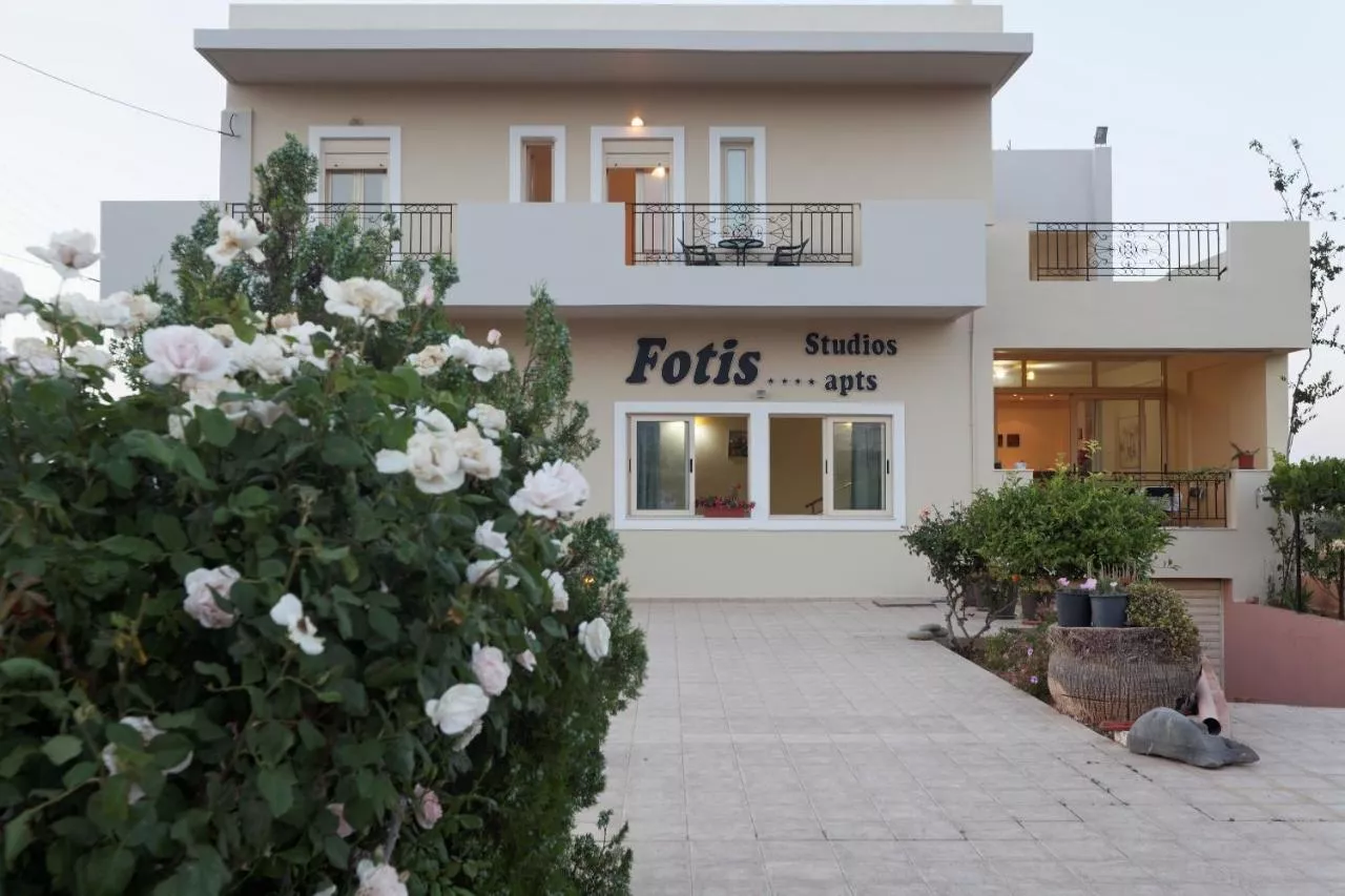 Fotis Studios & Apartments