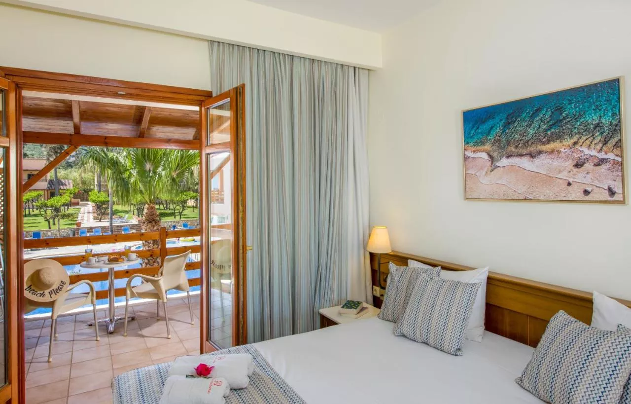 Omega Platanias Hotel Village