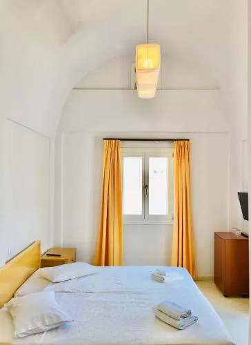 Thera Mare Hotel