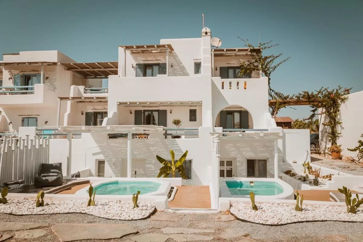 Annio Boutique Studios