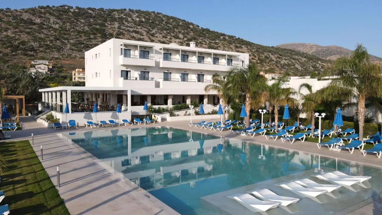 Kyknos Beach Hotel