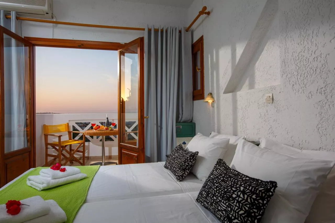 Romantica Hotel Apartments