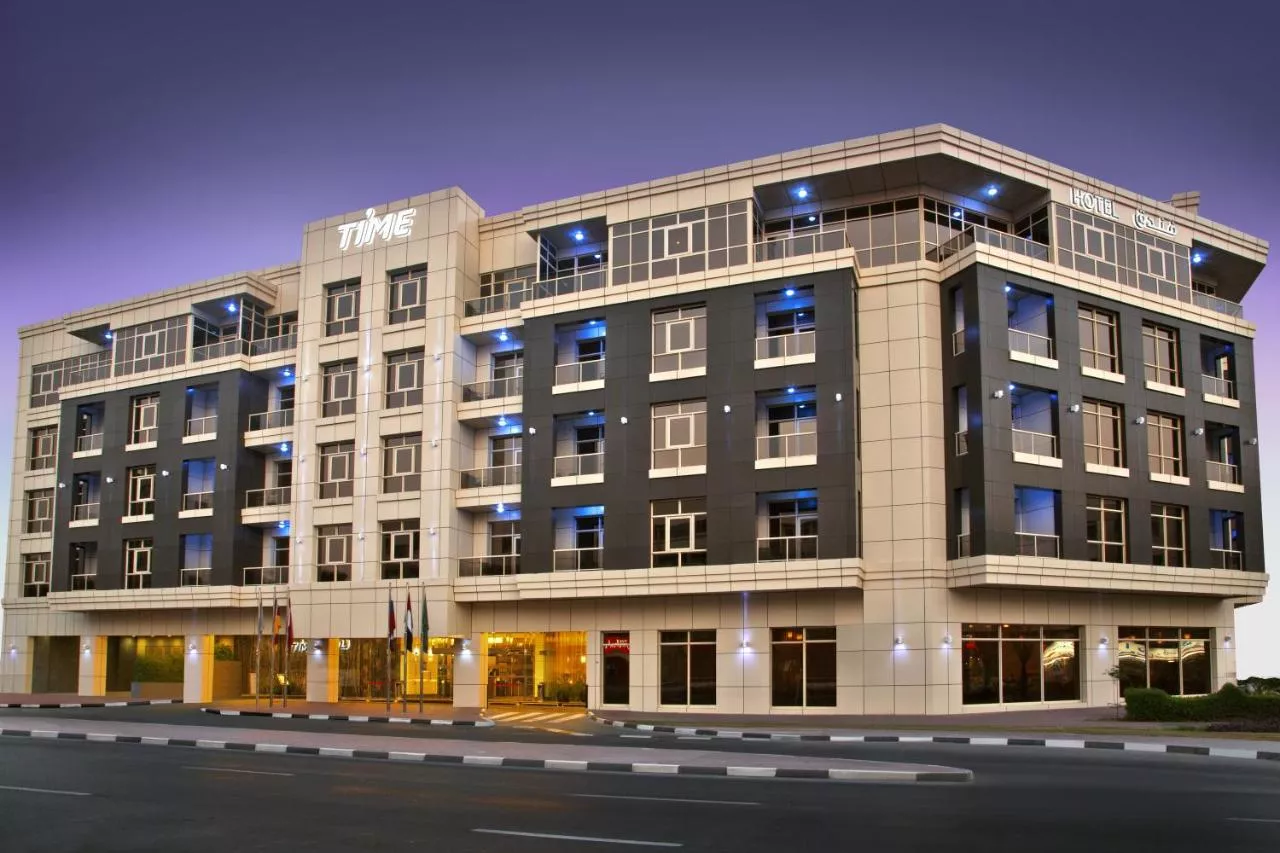 Time Grand Plaza Hotel