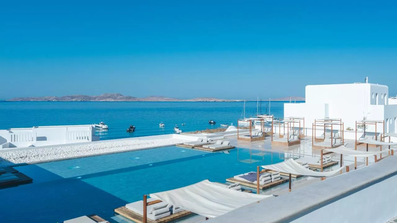 Manoula's Beach Resort