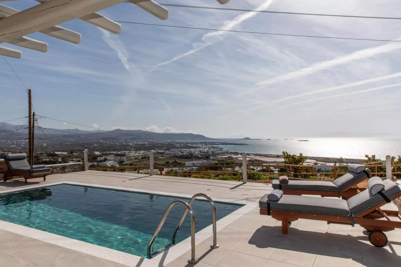 Mythology Naxos Villas & Suites
