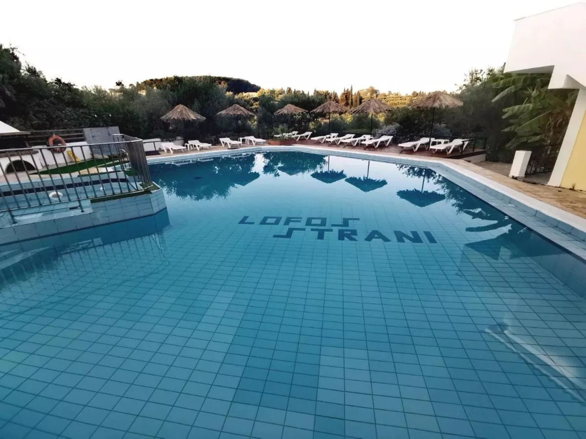 Lofos Strani Hotel