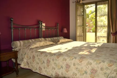 Zephyros Hotel