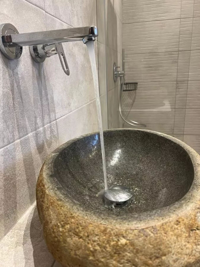 '