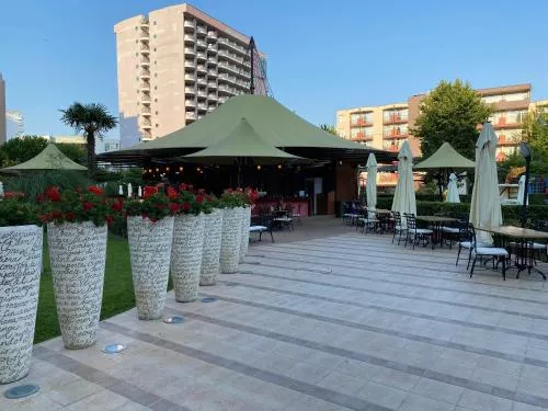 Barcelo Royal Beach