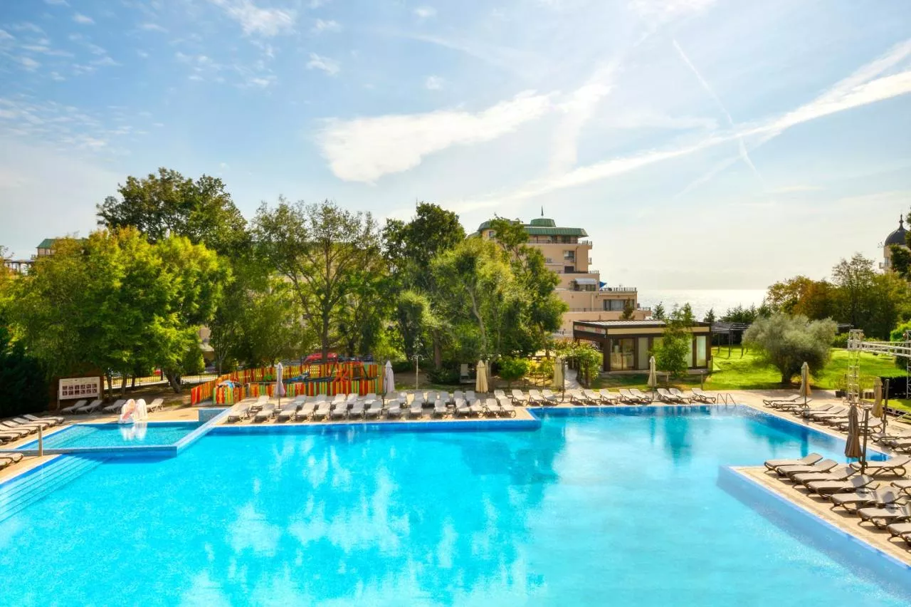 Golden Line Apart-hotel