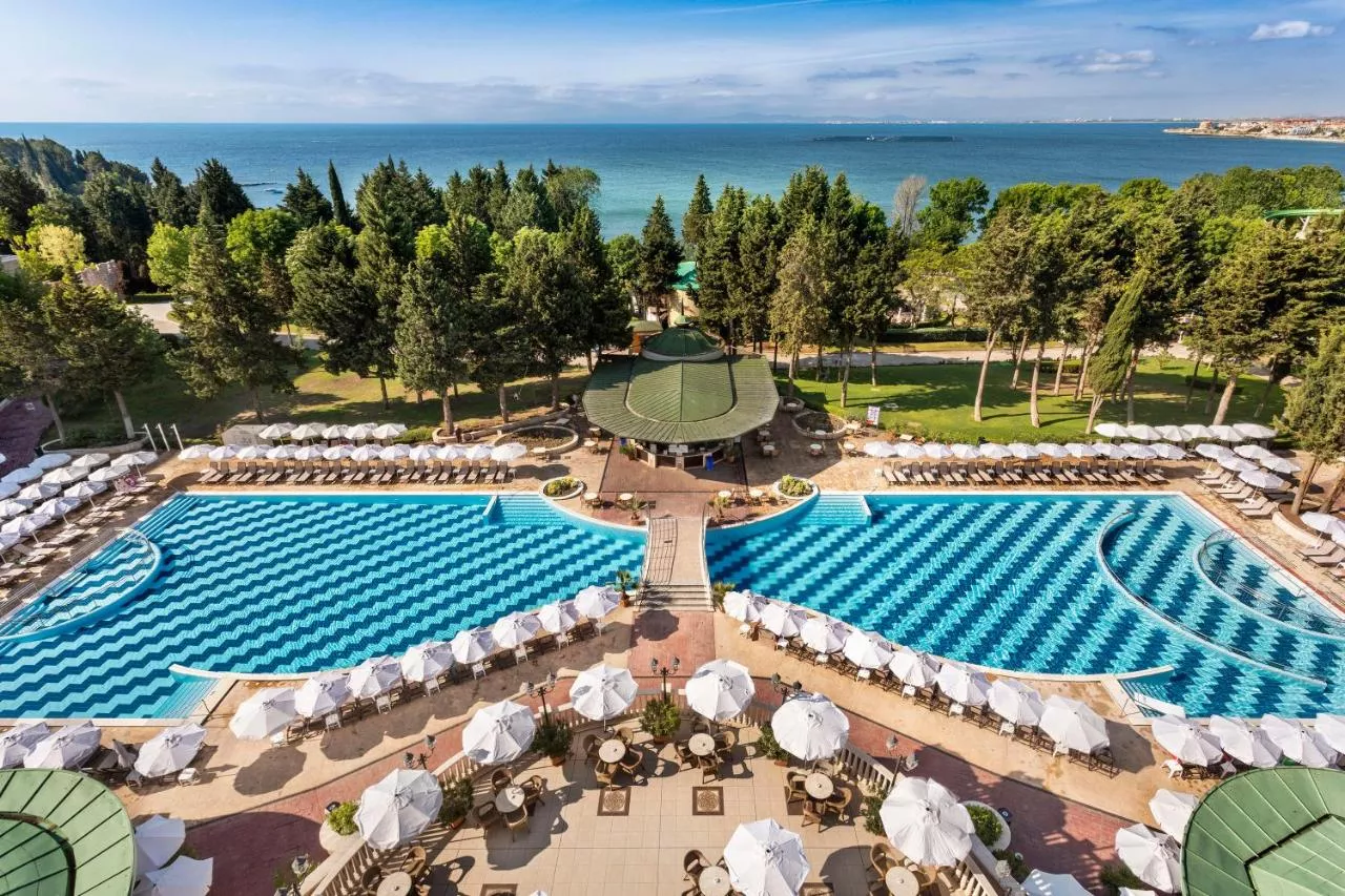 Sol Nessebar Palace