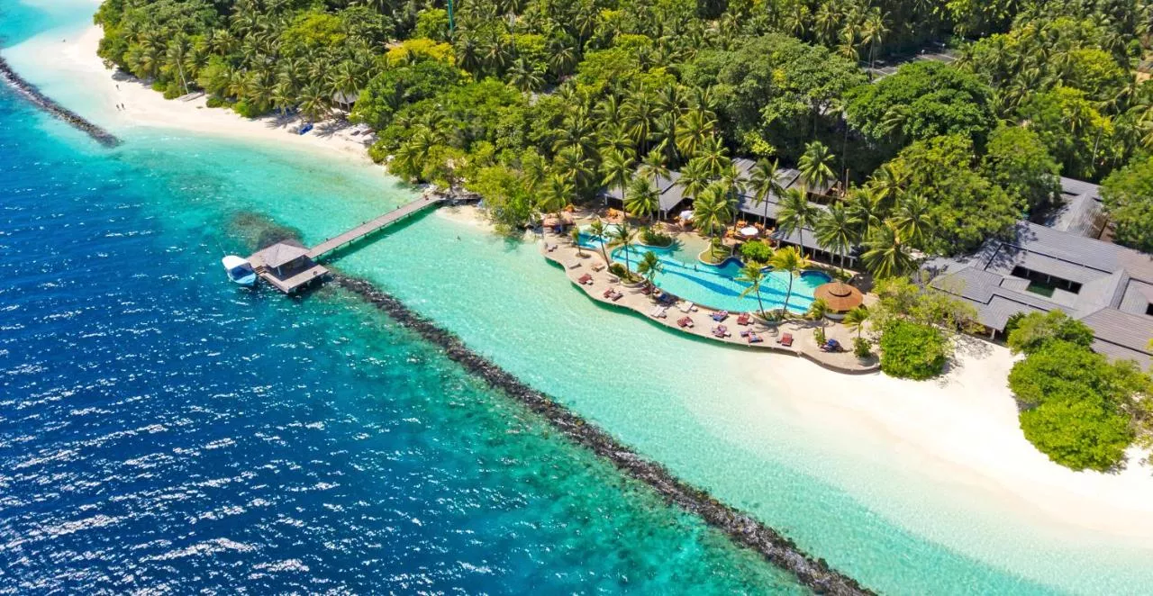 Hotel Royal Island Resort & Spa