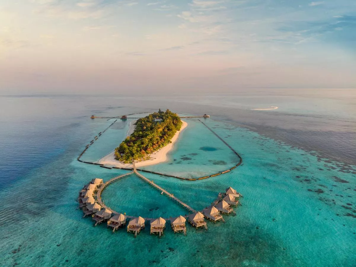 Komandoo Maldives Island Resort