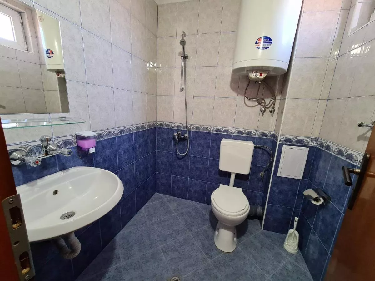 '