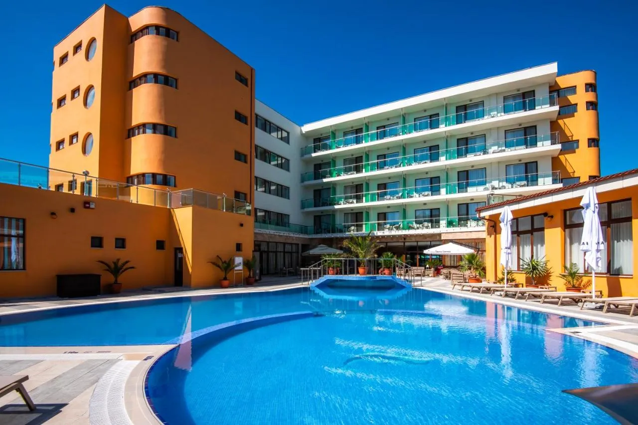 Hotel Saturn