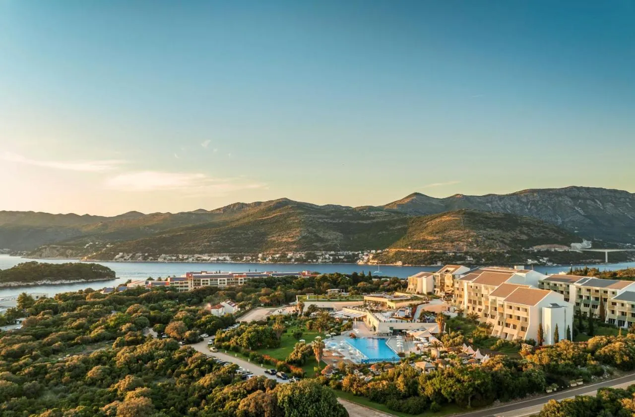 Valamar Lacroma Resort