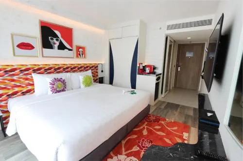 Clover Patong Phuket