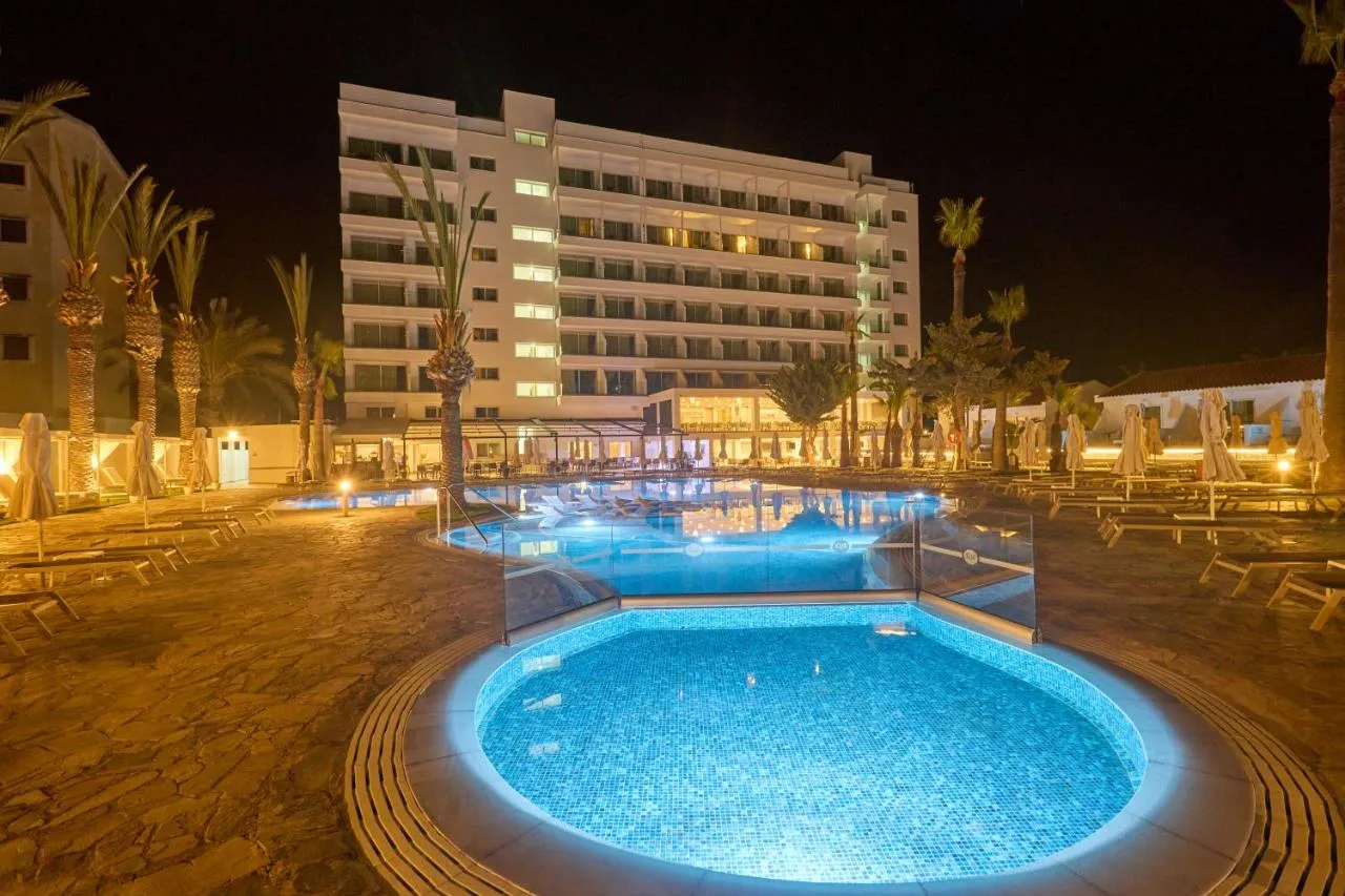 Bohemian Gardens Hotel