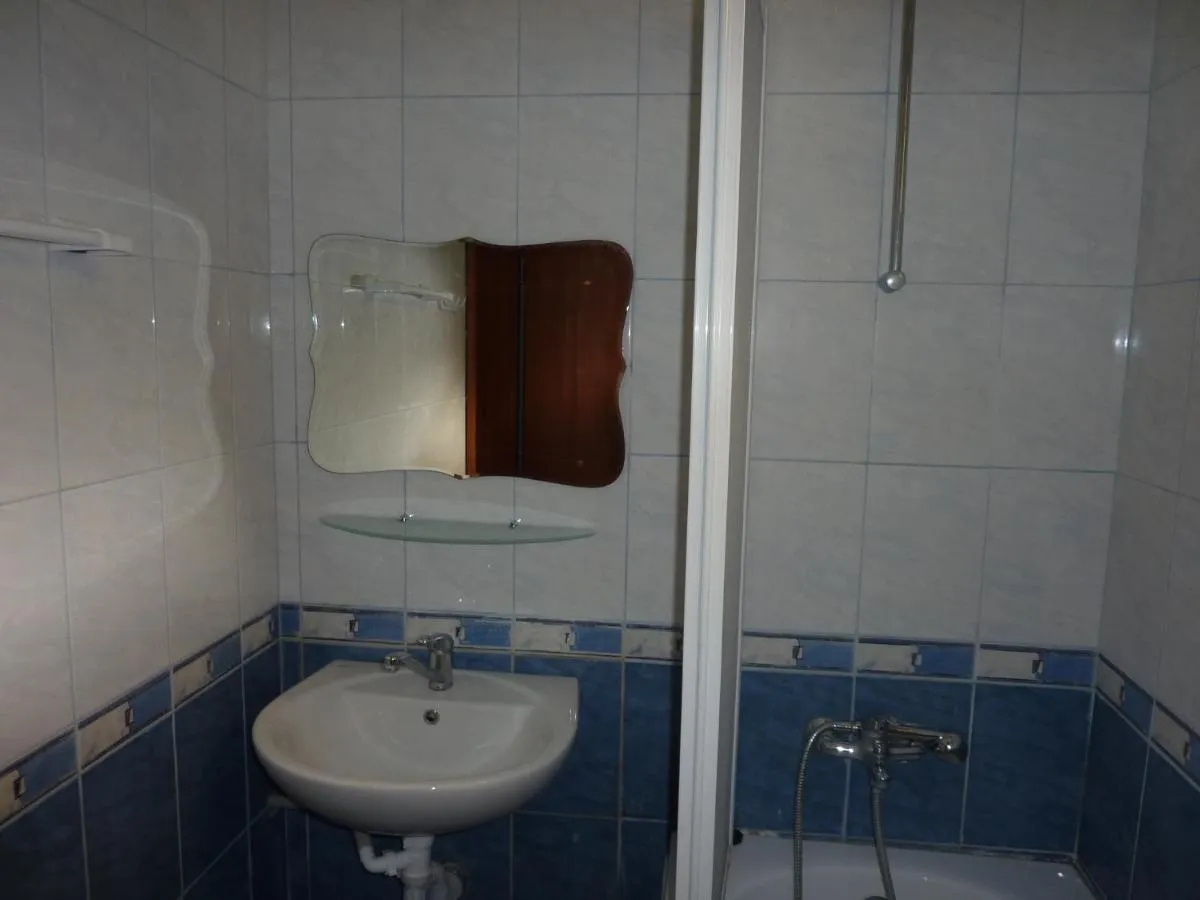 '
