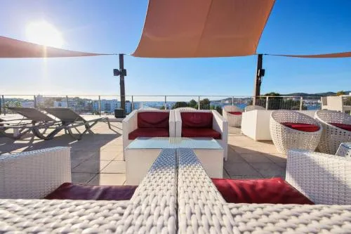 Azuline Hotel Bergantin