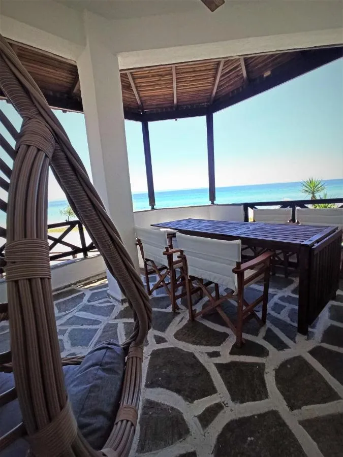 Zennova #22 Nikiti Sea Side House