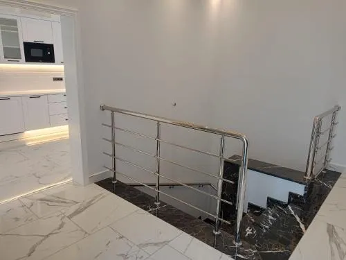 '