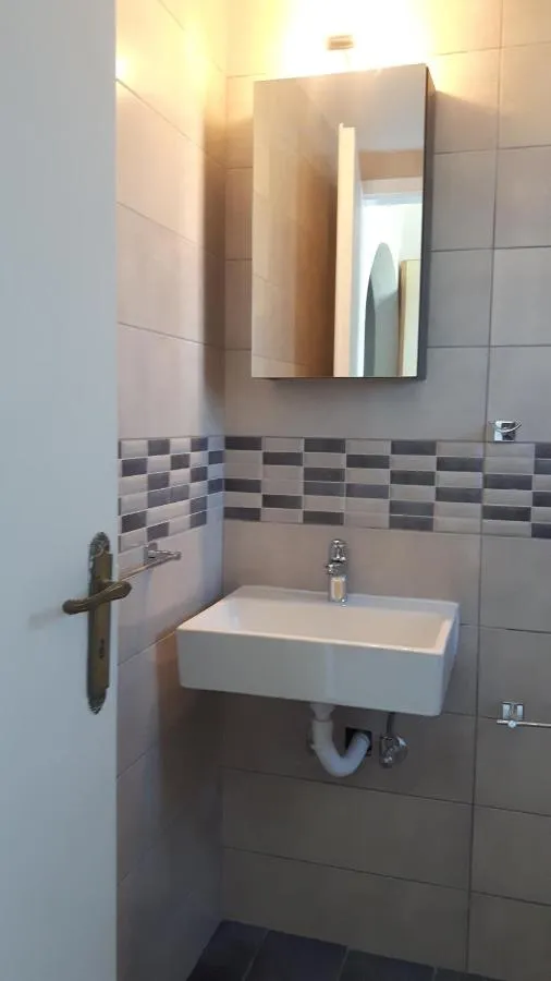 '