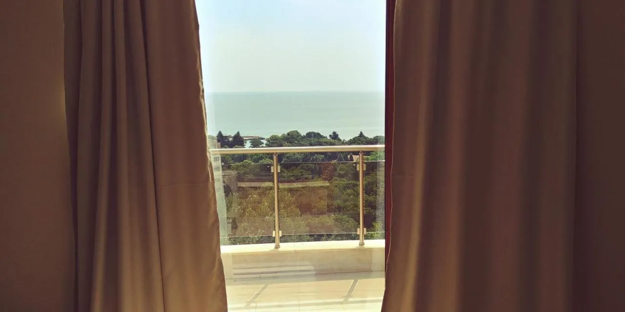 '