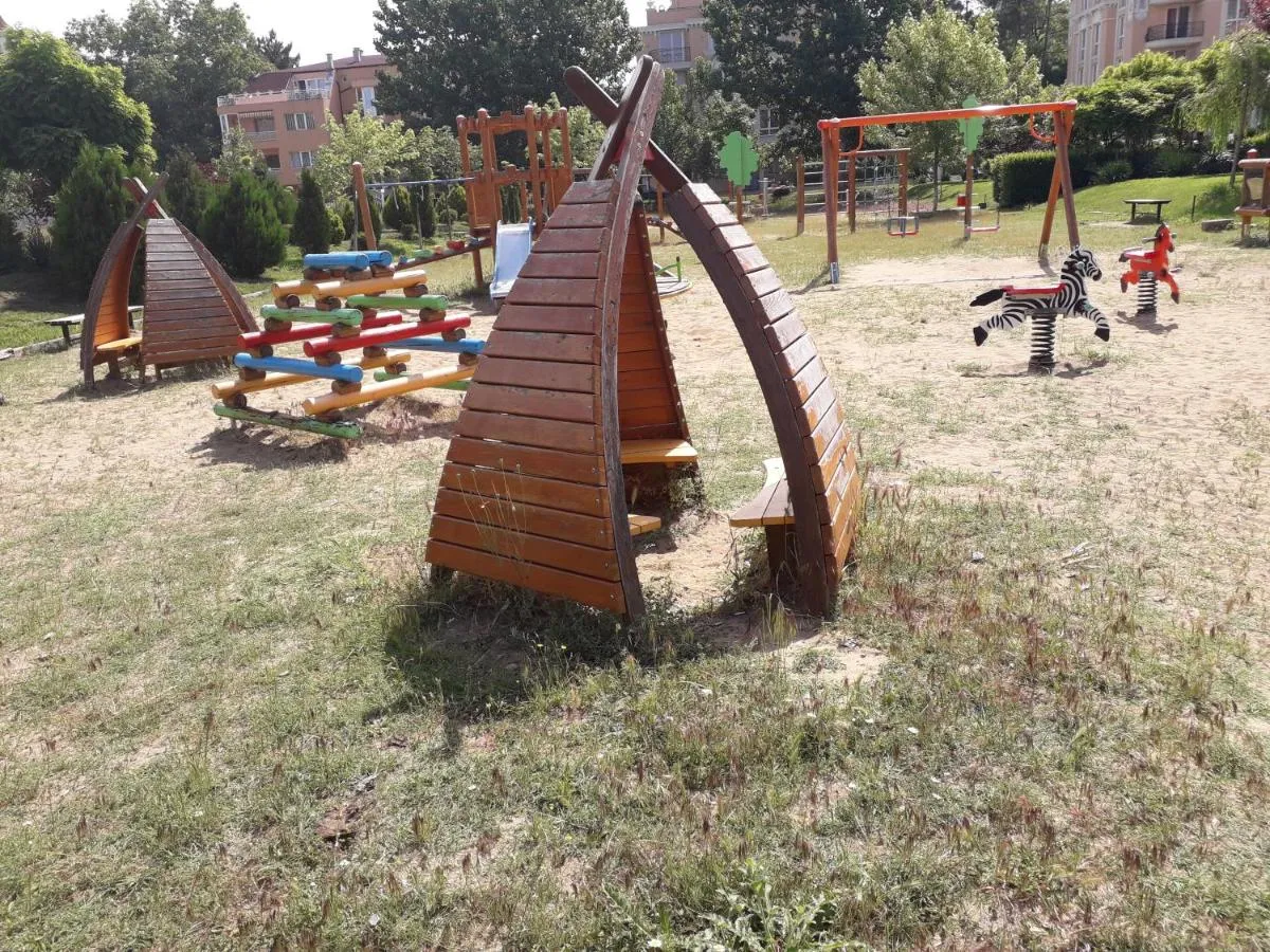 '