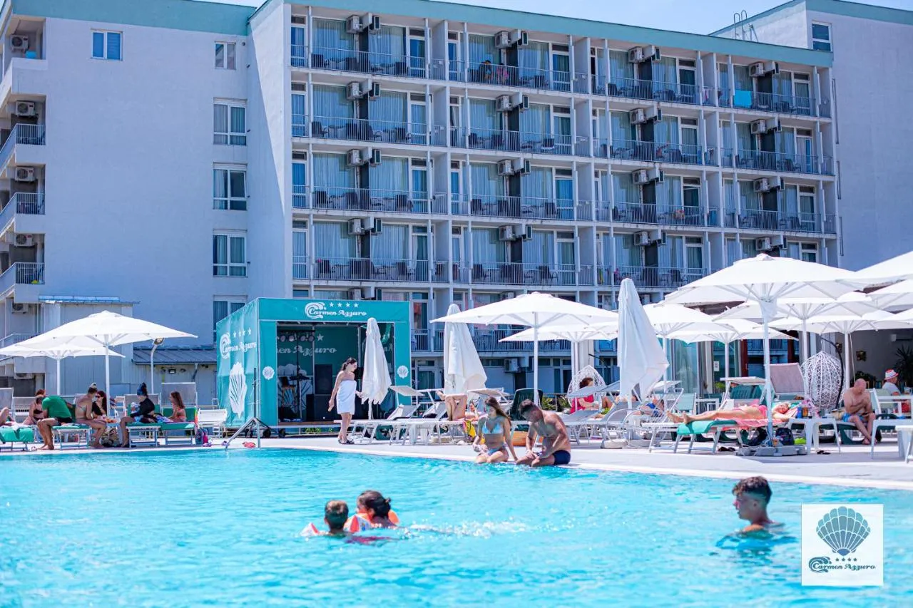 Carmen Azzuro (ex Lidia)