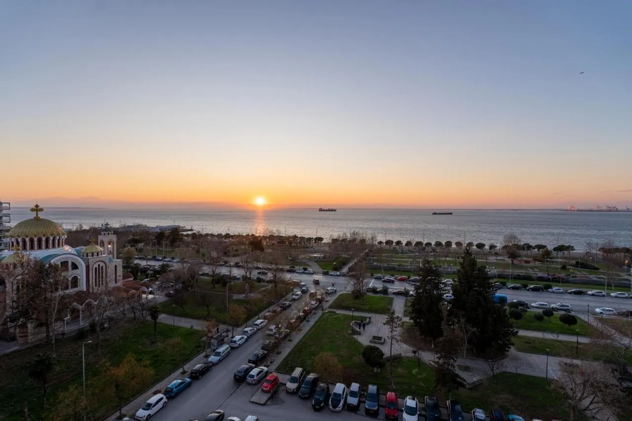 Queen Olga Hotel