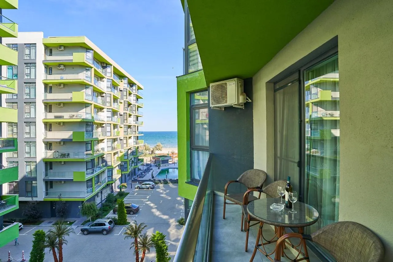 Bianca Residence 2 by Alz