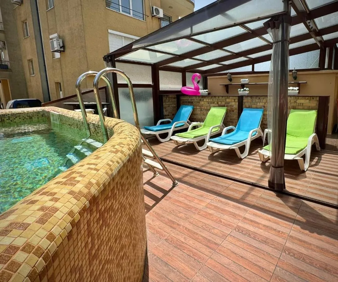 Hotel Yug