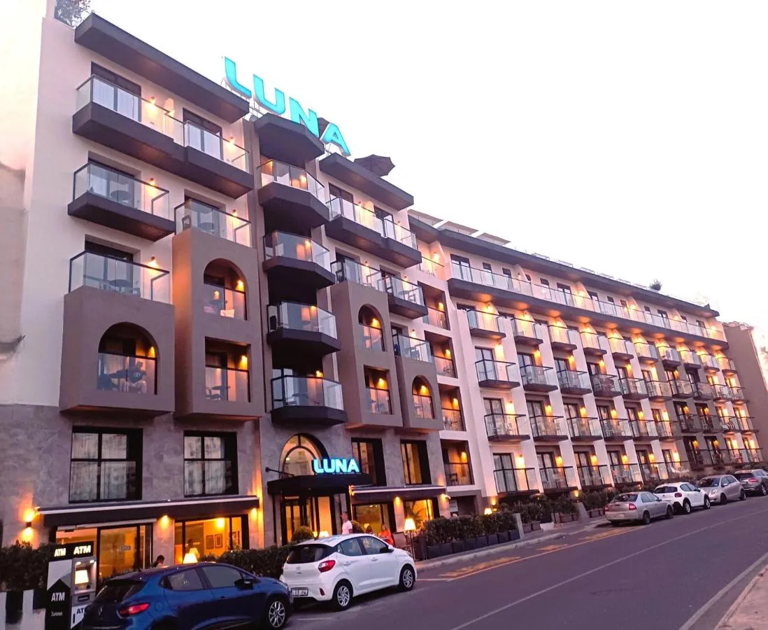 Luna Holiday Complex