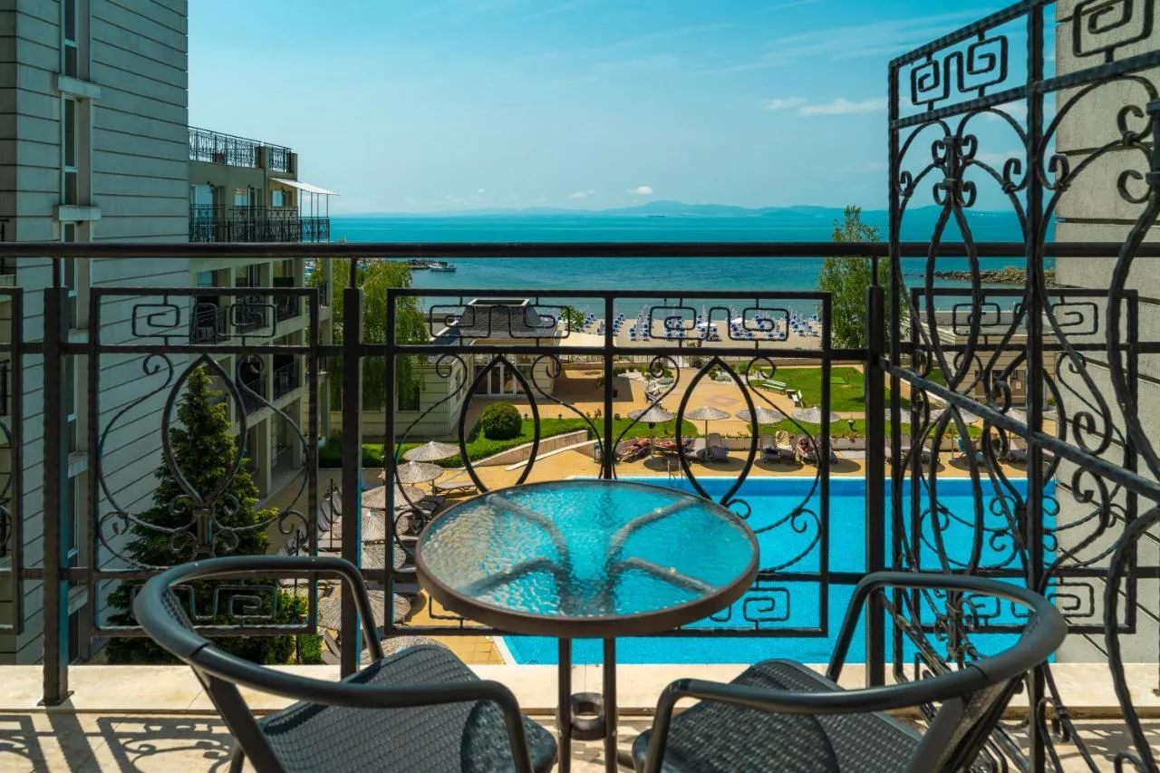 Festa Pomorie Resort