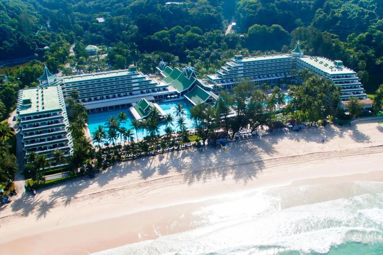 Le Meridien Phuket Beach Resort